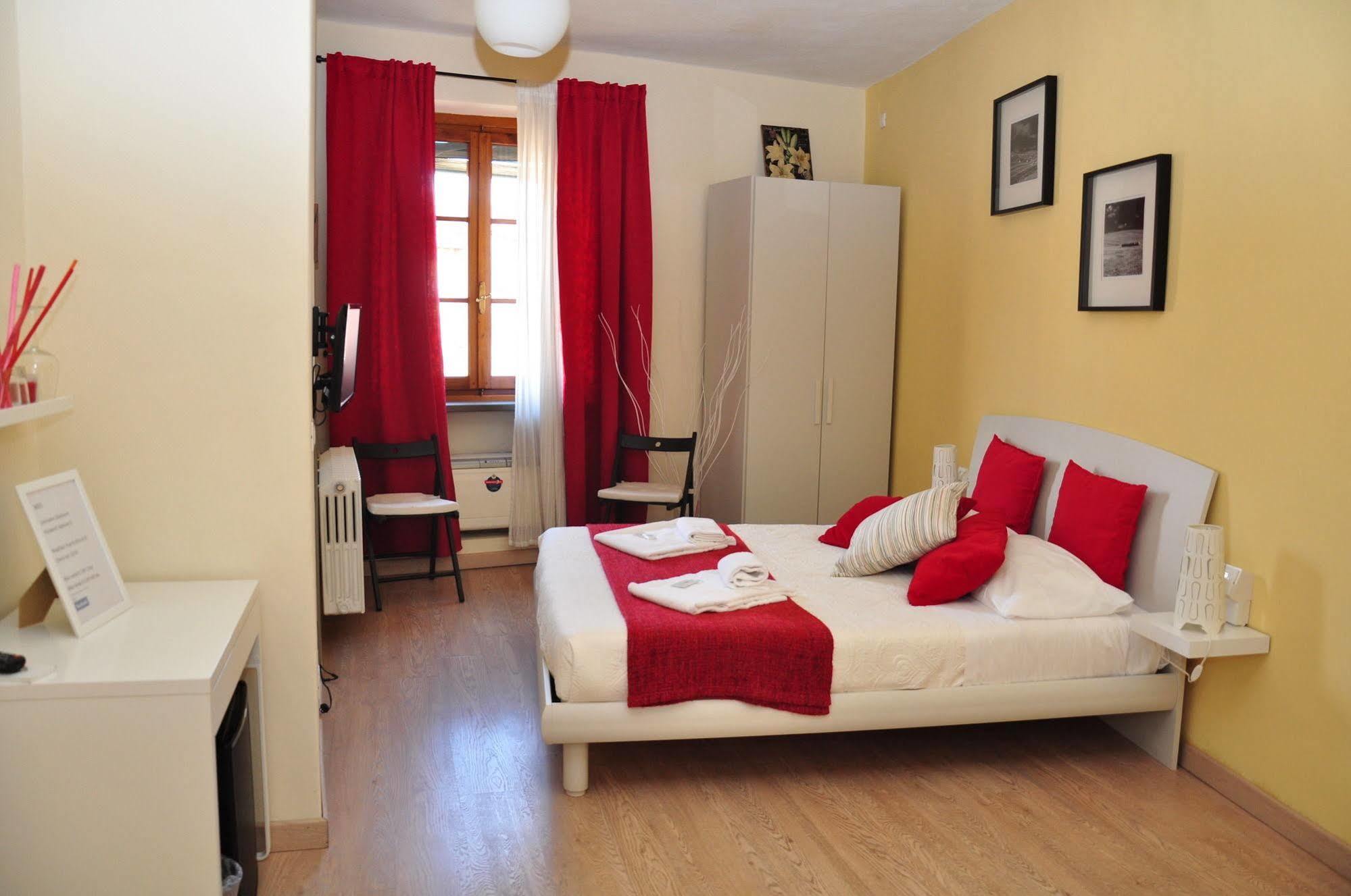 At Home Bed And Breakfast Lucca Kültér fotó