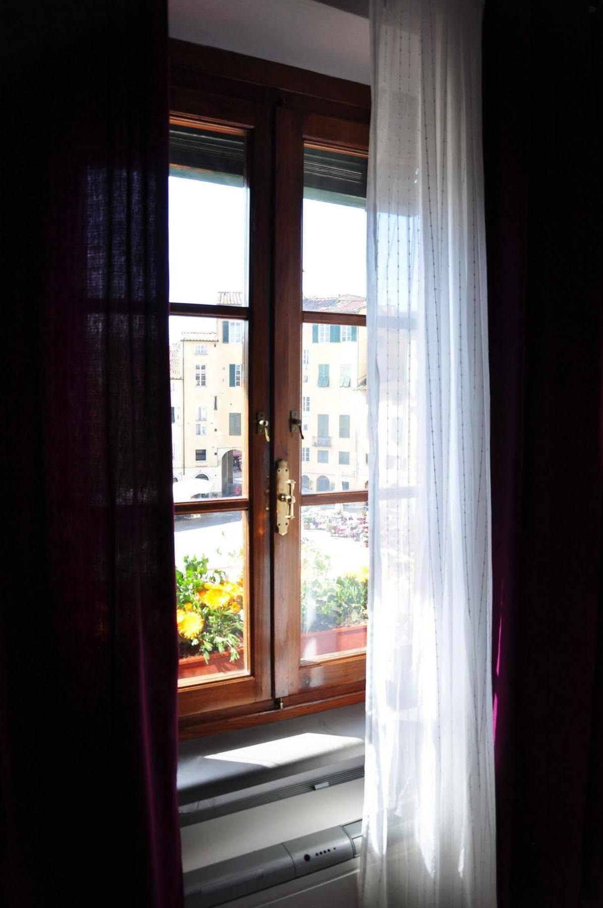 At Home Bed And Breakfast Lucca Kültér fotó